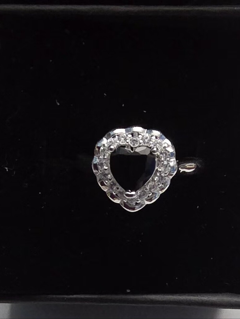Lux Vault S925 Sterling Silver Black Heart CZ Halo Ring Size 7